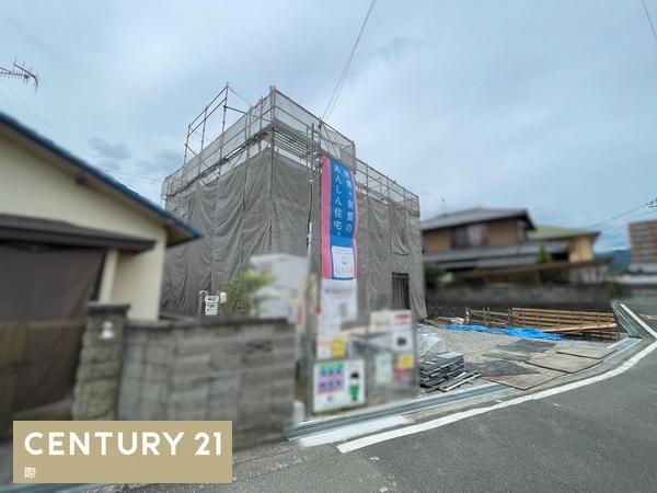 岩出市西国分第1-1号棟　新築戸建