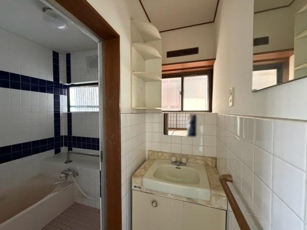 岩出市新田広芝の中古一戸建て