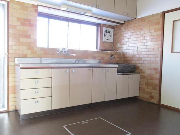 岩出市新田広芝の中古一戸建て