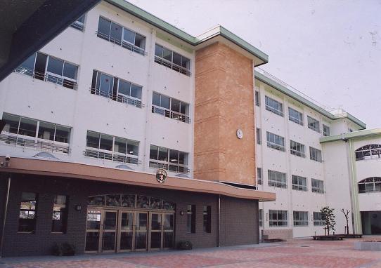 孝子ハイツ(和歌山市立貴志小学校)