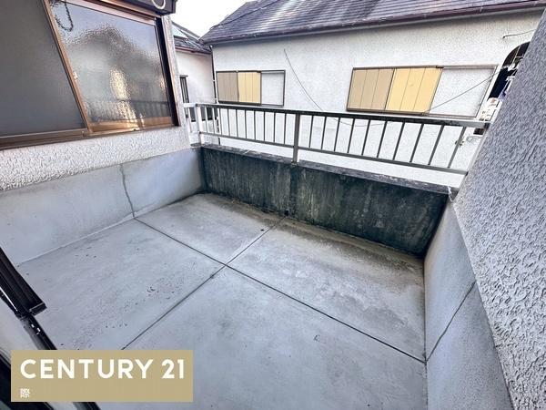 岩出市西国分の中古一戸建て(バルコニー)