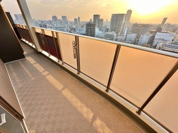 ローレルタワー堺筋本町