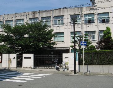 ザ・レジデンス東三国(大阪市立東三国小学校)
