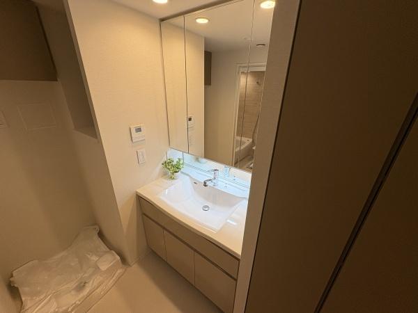 ローレルタワー堺筋本町