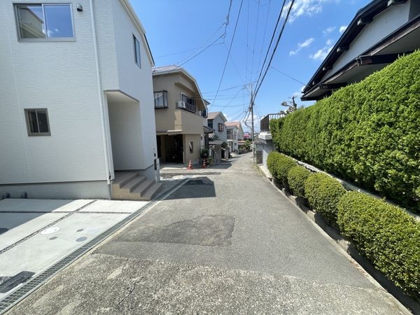 堺市西区上野芝向ヶ丘町4丁　新築一戸建て