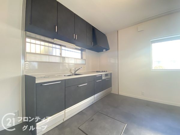 堺市西区鳳南町５丁の中古一戸建て