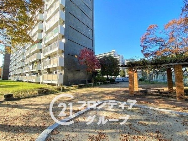 陵南住宅３号棟　中古マンション