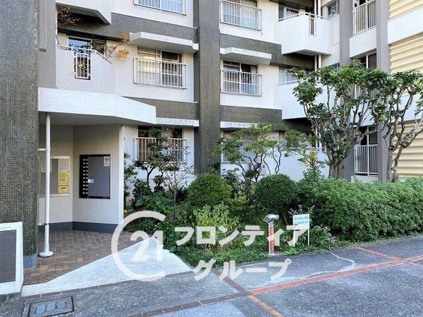 陵南住宅３号棟　中古マンション