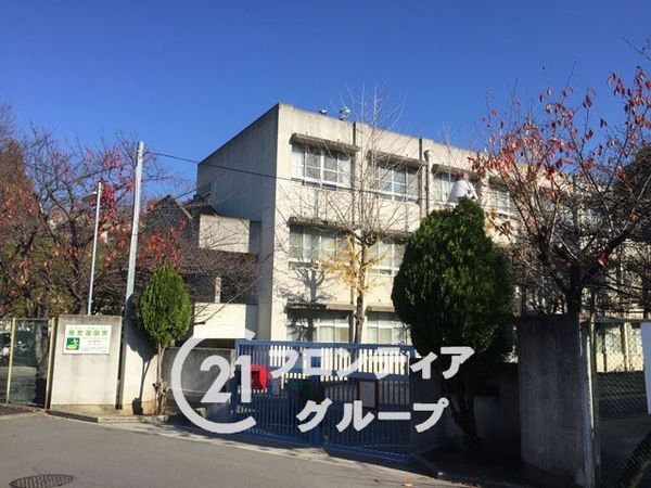 シャルマンフジ堺北 中古マンション(堺市立五箇荘東小学校)