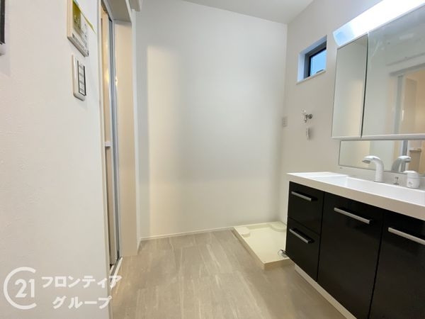 堺市中区深阪６丁　新築一戸建て