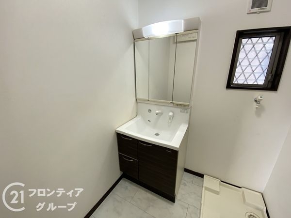 堺市西区鳳南町５丁の中古一戸建て