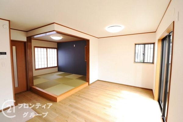 堺市中区東山　中古一戸建て