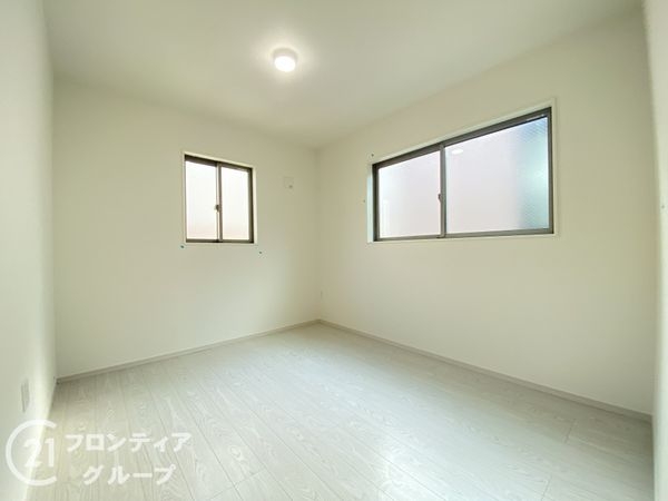 堺市北区百舌鳥梅町1丁　新築一戸建て　２号棟