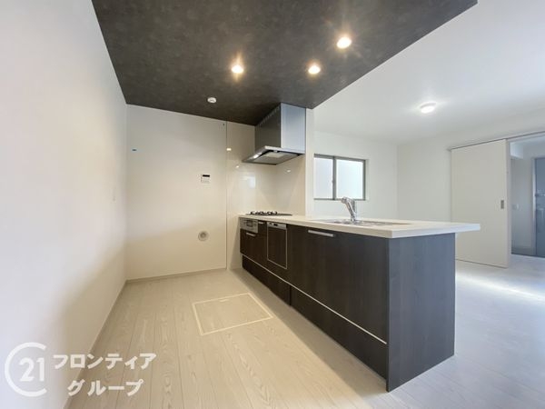 堺市北区百舌鳥梅町1丁　新築一戸建て　２号棟