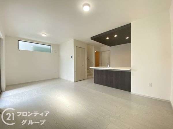 堺市北区百舌鳥梅町1丁　新築一戸建て　２号棟