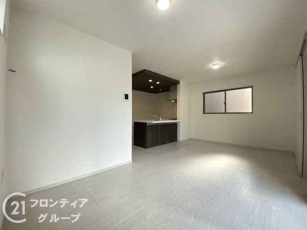 堺市北区百舌鳥梅町1丁　新築一戸建て　２号棟
