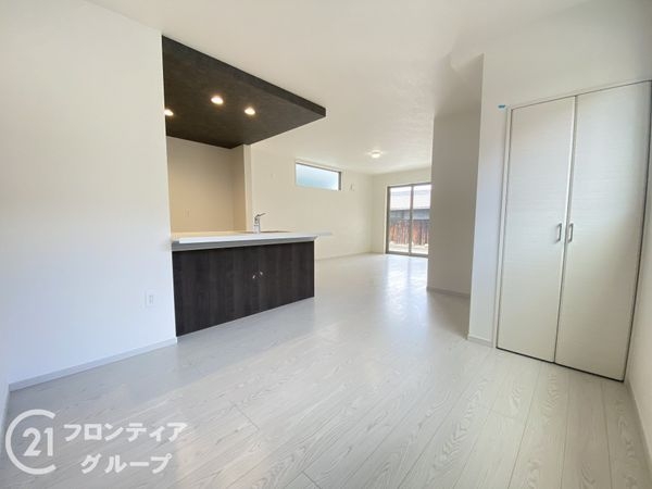 堺市北区百舌鳥梅町1丁　新築一戸建て　１号棟