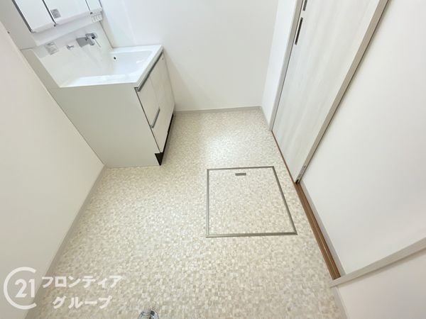 堺市西区浜寺諏訪森町西３丁の中古一戸建て
