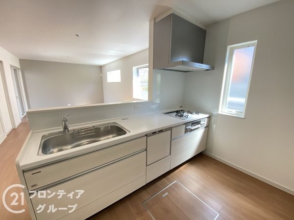 堺市西区浜寺諏訪森町西３丁　新築一戸建て　1号棟