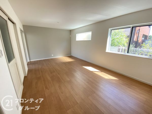 堺市西区浜寺諏訪森町西３丁の中古一戸建て