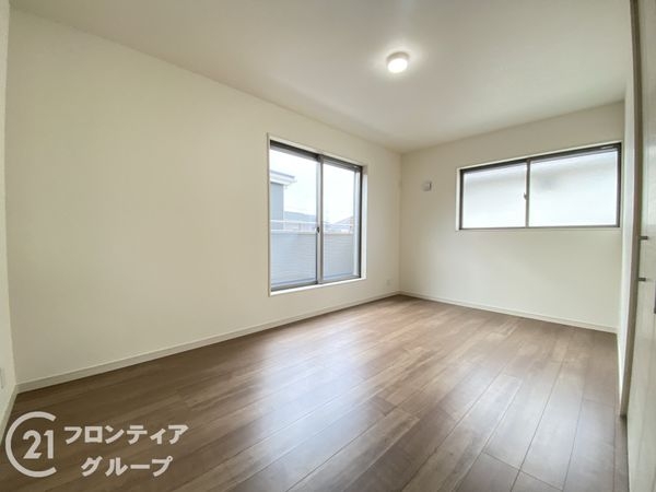 堺市西区平岡町　新築一戸建て　1号棟