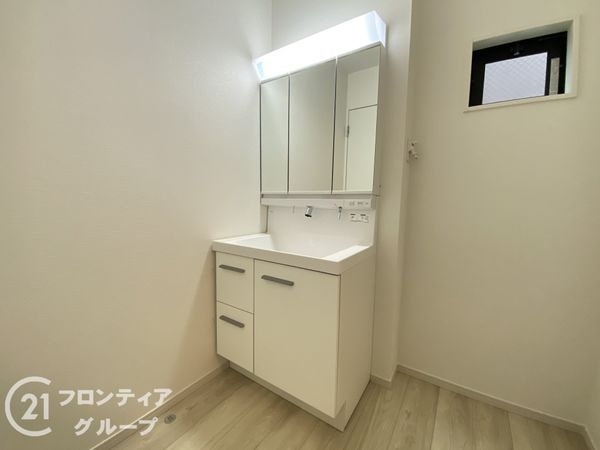 堺市堺区高砂町２丁目　新築一戸建て　２号棟