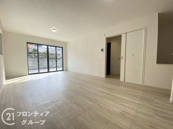 堺市堺区高砂町２丁目　新築一戸建て　２号棟