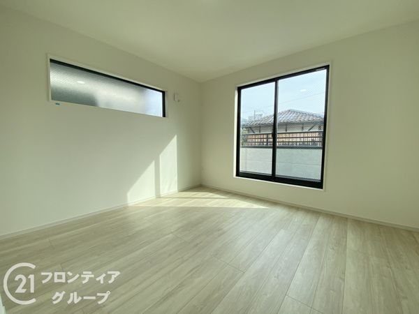 堺市堺区高砂町２丁目　新築一戸建て　２号棟