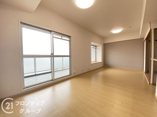ファミール竹城台　中古マンション