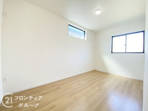 大阪市住吉区庭井２丁目　新築一戸建て　１期　４号棟
