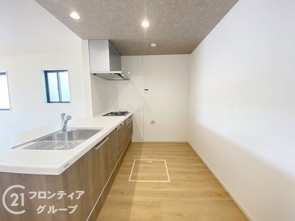 大阪市住吉区庭井２丁目　新築一戸建て　１期　４号棟