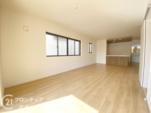 大阪市住吉区庭井２丁目　新築一戸建て　１期　４号棟
