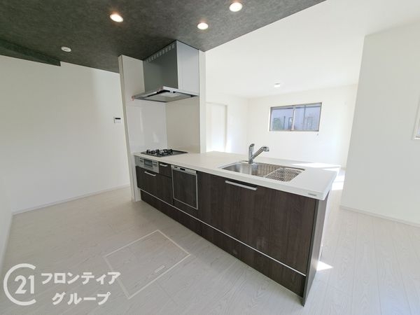 堺市堺区神保通　新築一戸建て