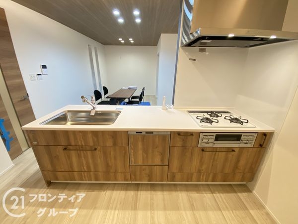 堺市堺区南島町2丁　新築一戸建て