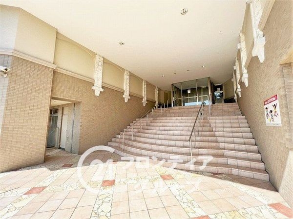 ロイヤルアーク泉ヶ丘　中古マンション