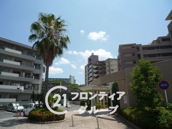 ロイヤルアーク泉ヶ丘　中古マンション