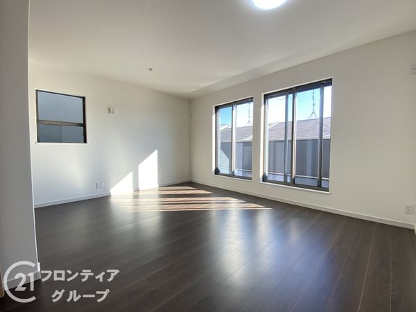 堺市中区深井中町　新築一戸建て　２号地