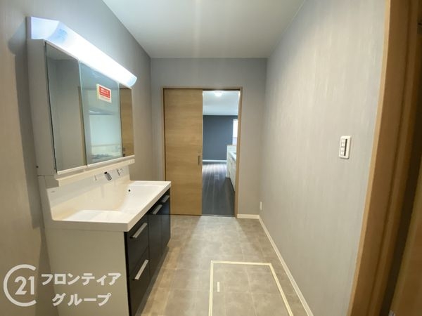 堺市中区深井中町　新築一戸建て　２号地