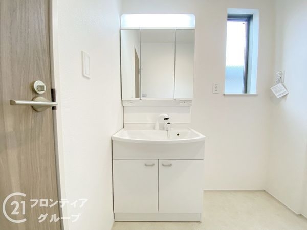 岸和田市春木大小路町　新築一戸建て　C号棟