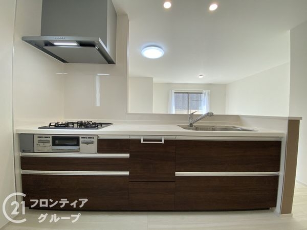 岸和田市春木大小路町　新築一戸建て　J号棟