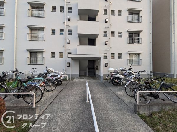 泉北桃山台第二団地参十七号棟　中古マンション