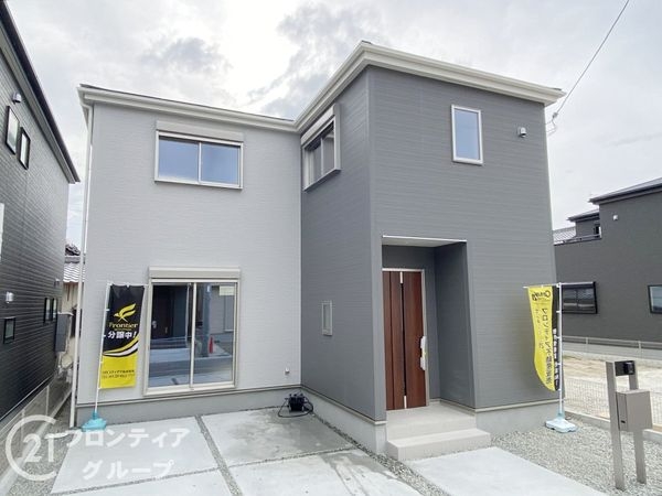 岸和田市三田町　新築一戸建て　７期　２号棟