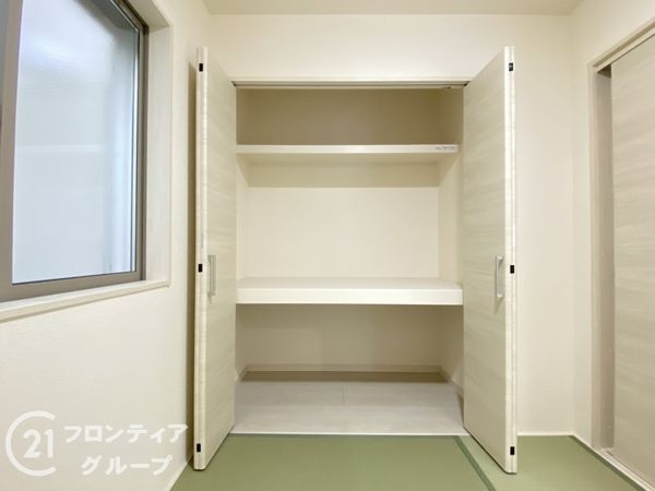 岸和田市三田町　新築一戸建て　８期　２号棟
