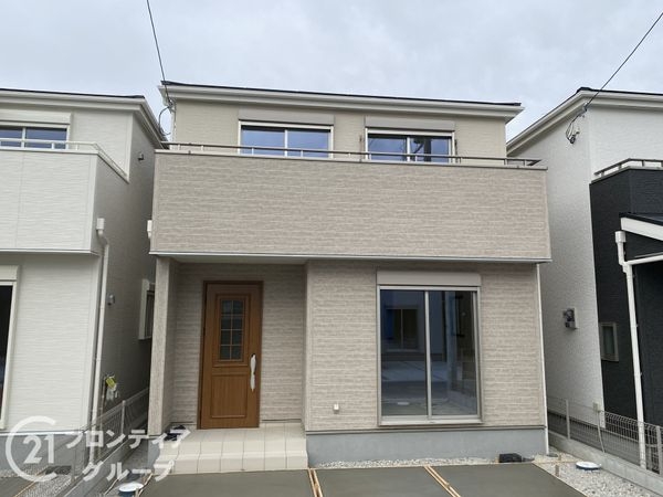岸和田市三田町　新築一戸建て　８期　２号棟