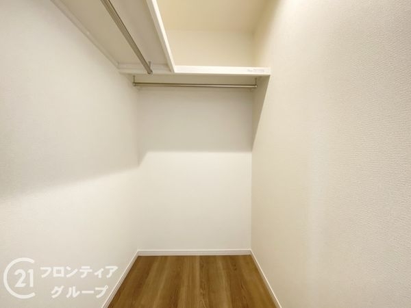 岸和田市三田町　新築一戸建て　７期　１号棟
