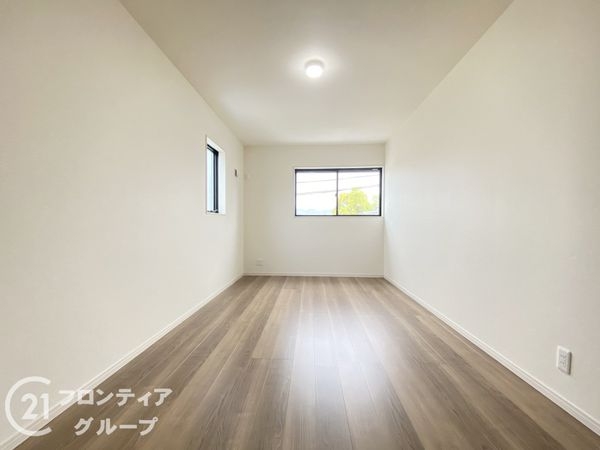 岸和田市三田町　新築一戸建て　７期　１号棟