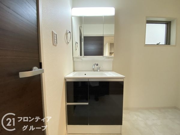 岸和田市三田町　新築一戸建て　７期　５号棟