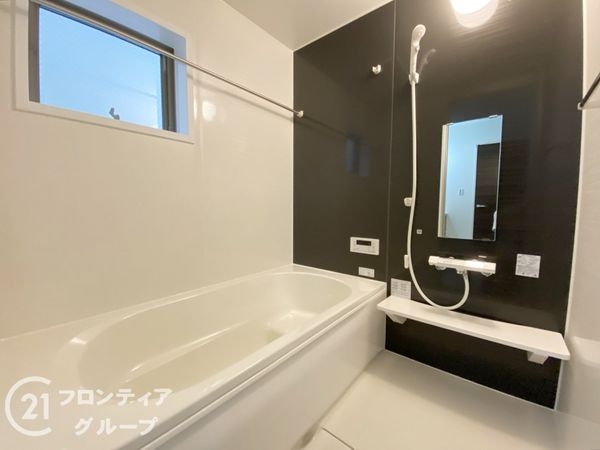 岸和田市三田町　新築一戸建て　７期　５号棟