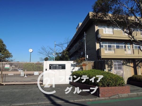 堺市美原区さつき野西3丁目の中古一戸建て(堺市立さつき野中学校)