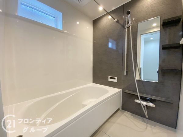堺市西区神野町１丁目　新築一戸建て
